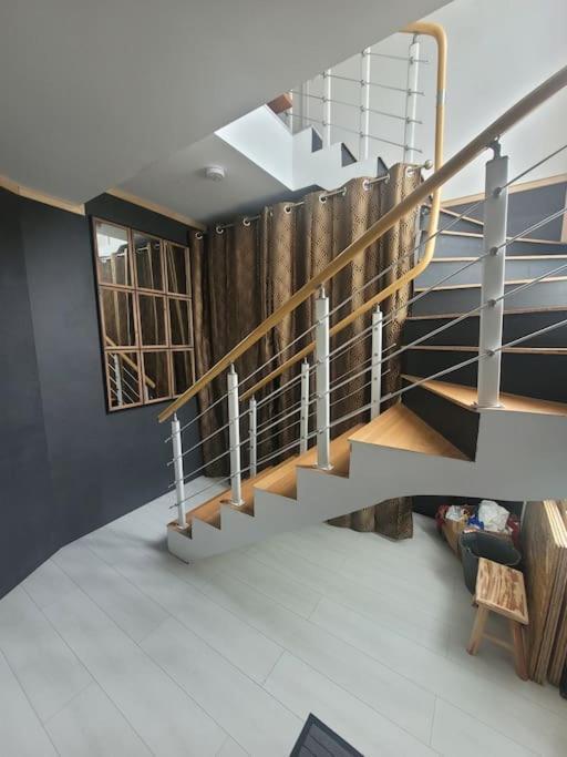 Apartament Frida'S House Bievres Zewnętrze zdjęcie